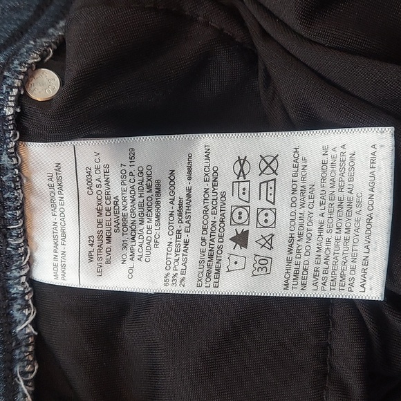 ➕️ Levi Strauss Signature Shaping Pullon Super Skinny Size 22 Jeans - Picture 4 of 8